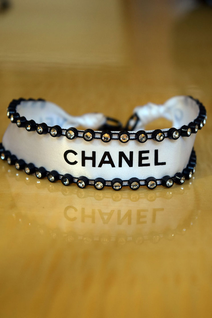 Chanel Ribbon D-I-Y Choker. Finished necklace. Alwaysuttori.com. 2016.