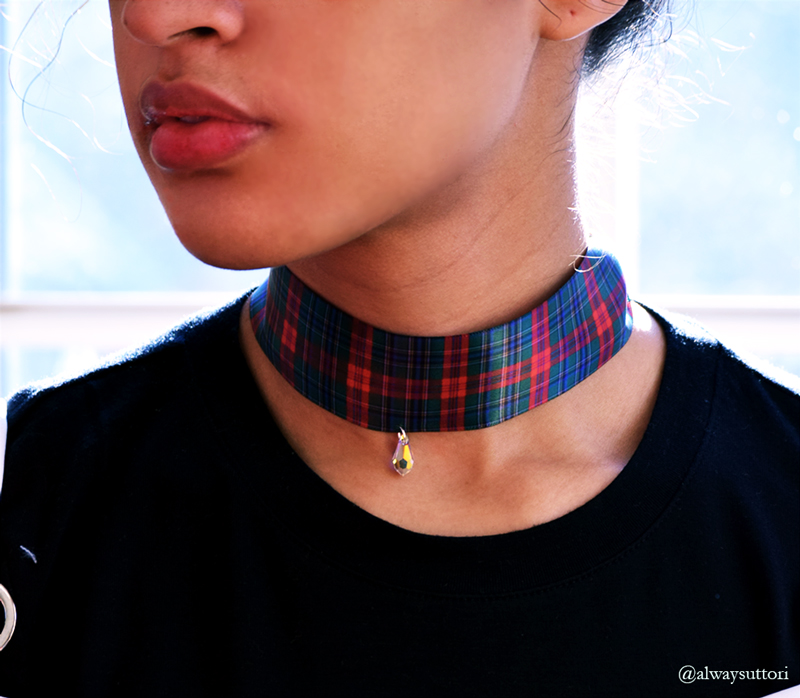 Choker. Photo Credit: Mechelle Avey. Introvert Life: 4 Quick and Easy DIY Gifts. Alwaysuttori.com