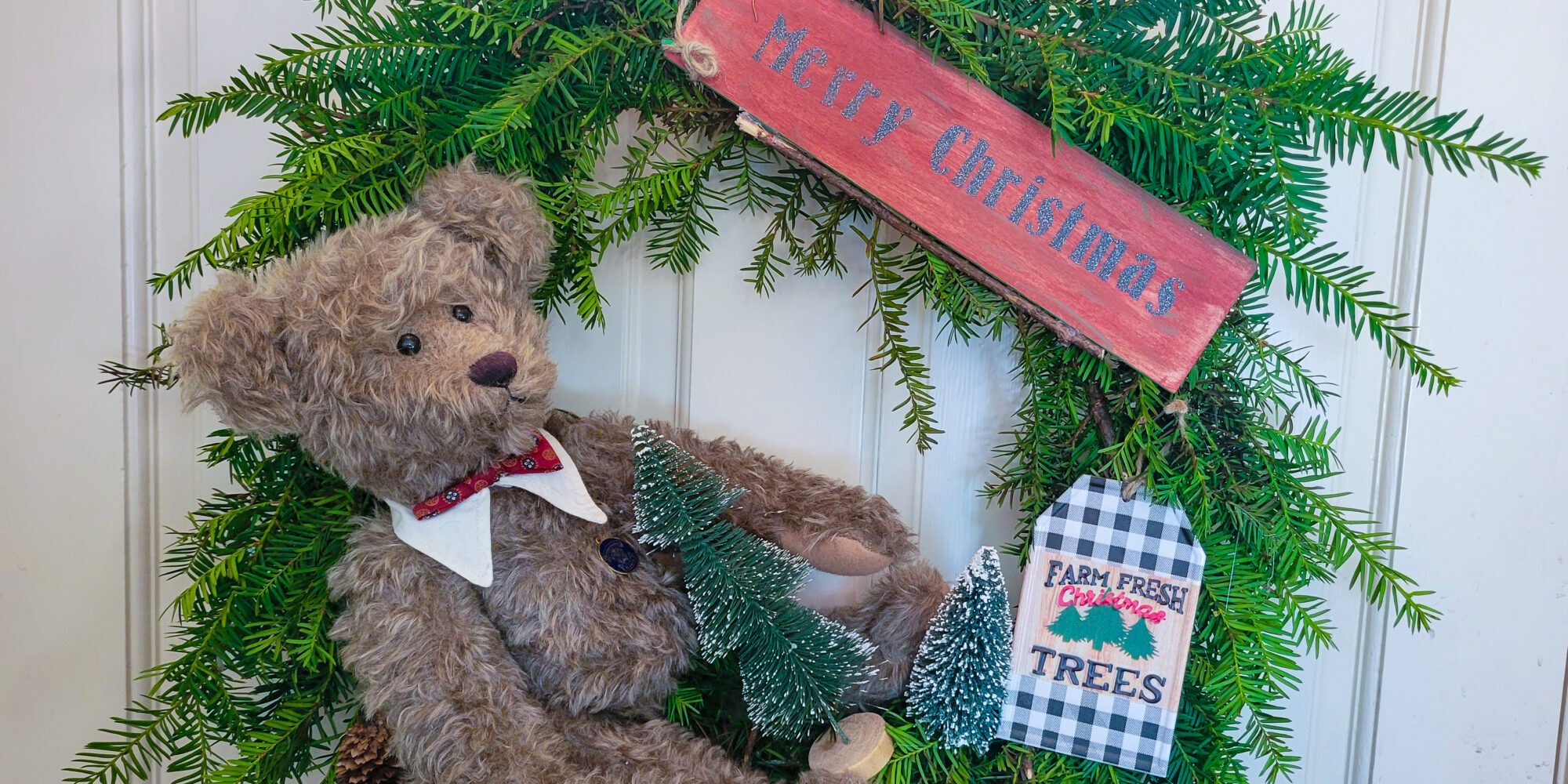 Thrifted Teddy Bear Christmas Wreath, Christmas in July, Always Uttori.